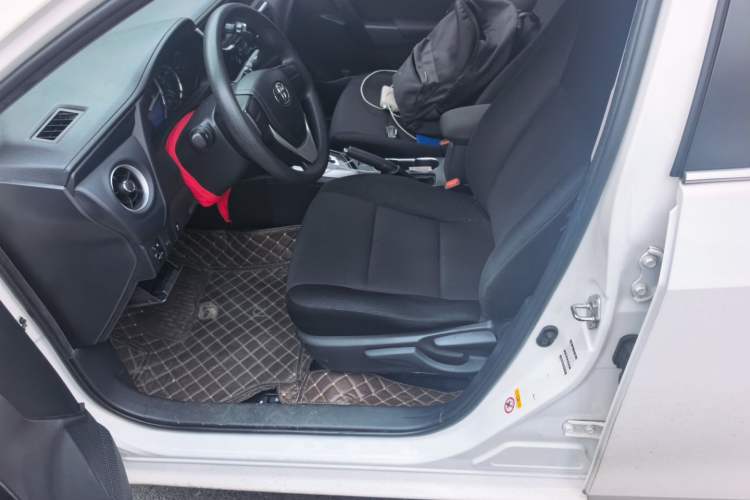 Used Toyota Corolla 2017 Revised Version 1.2T S-CVT GL Driver Seat