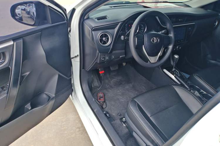 Used Toyota Corolla 2017 Revised Version 1.2T S-CVT GL Driver Seat