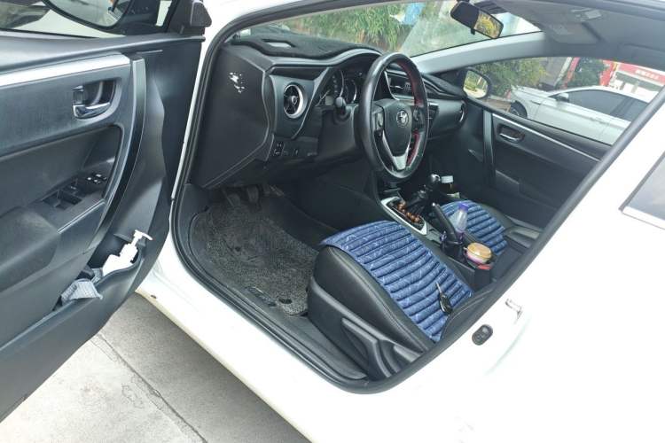 Used Toyota Corolla 2017 Revised Version 1.2T Manual GL Driver Seat
