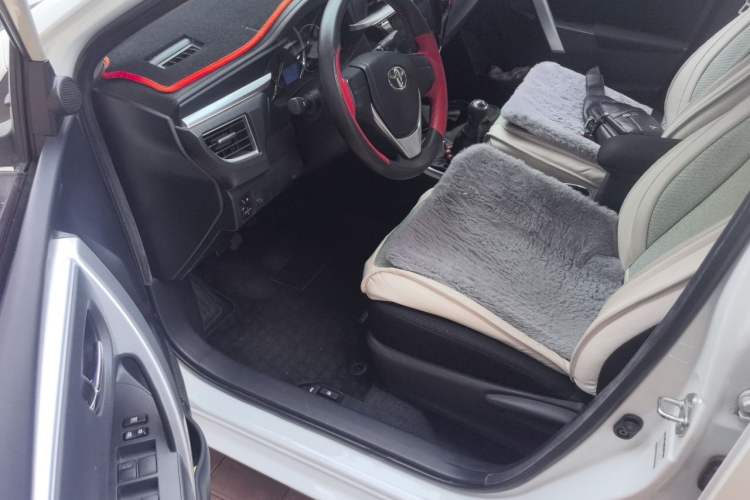Used Toyota Corolla 2017 Revised Version 1.6L Manual GL Driver Seat