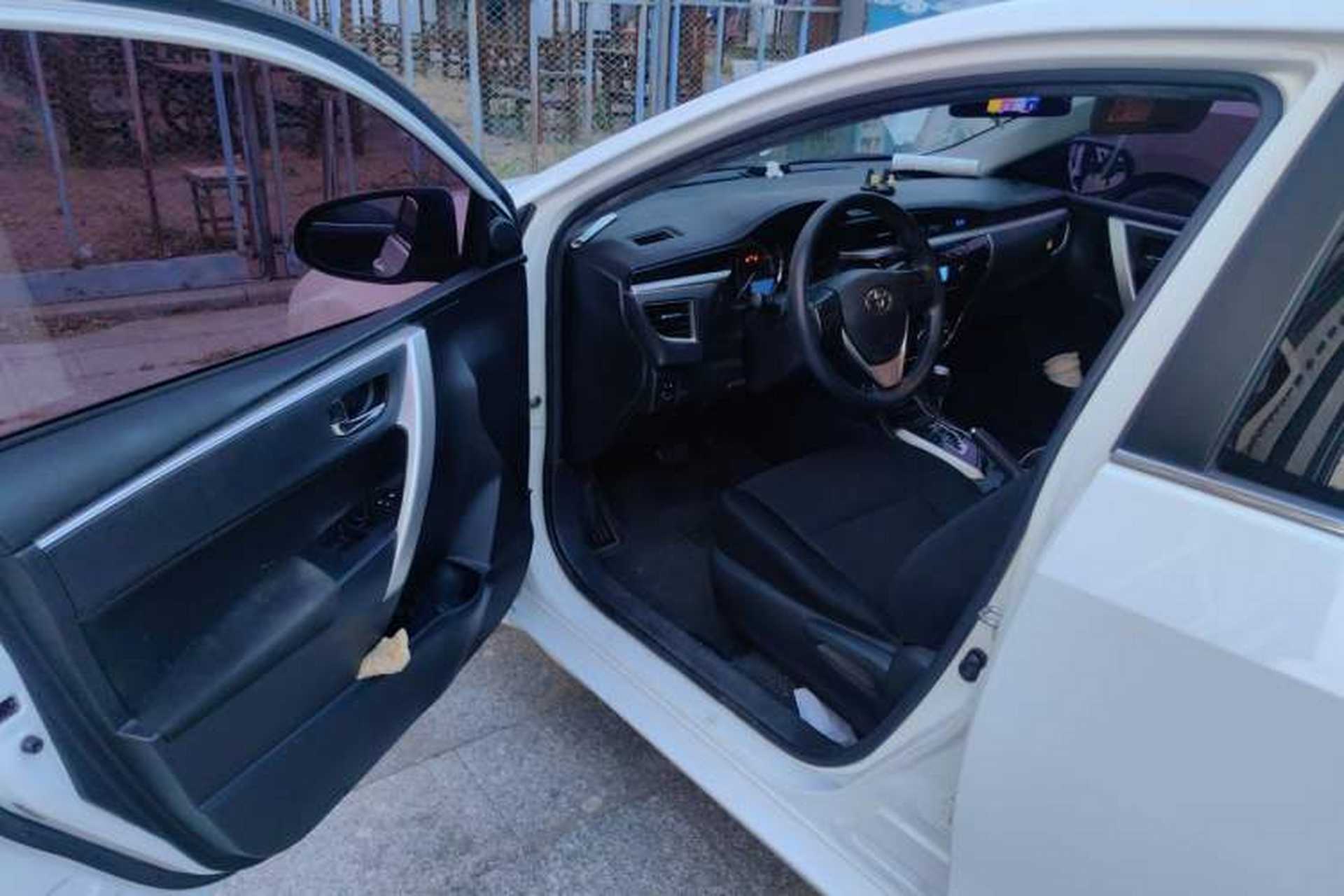 Used Toyota Corolla 2017 Revised Version 1.6L S-CVT GL Driver Seat