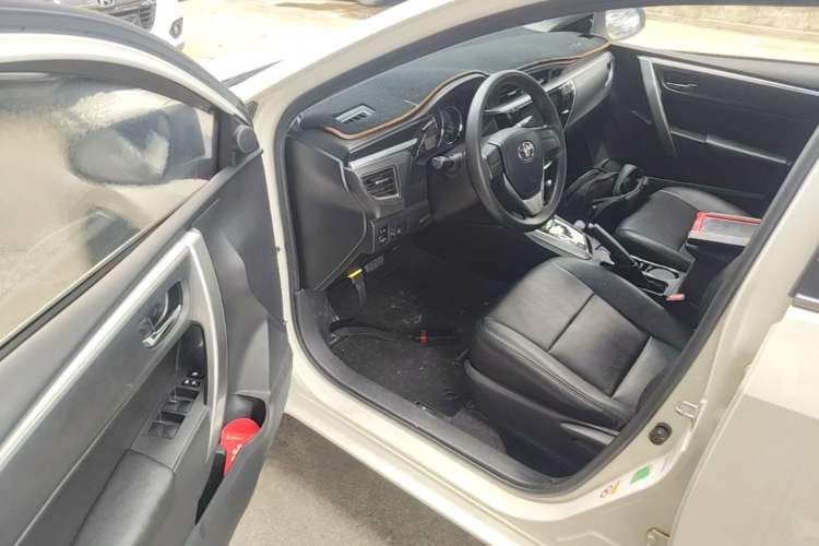 Used Toyota Corolla 2017 1.6L CVT GL Driver Seat