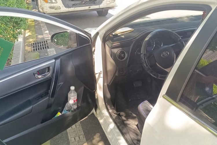 Used Toyota Corolla 2017 Revised Version 1.2T S-CVT GL Driver Seat