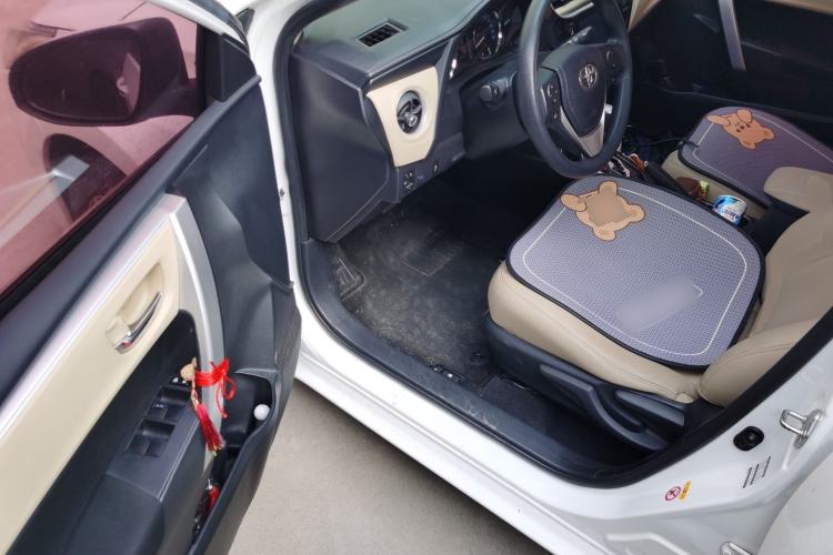 Used Toyota Corolla 2017 Revised Version 1.2T S-CVT GL-i Driver Seat