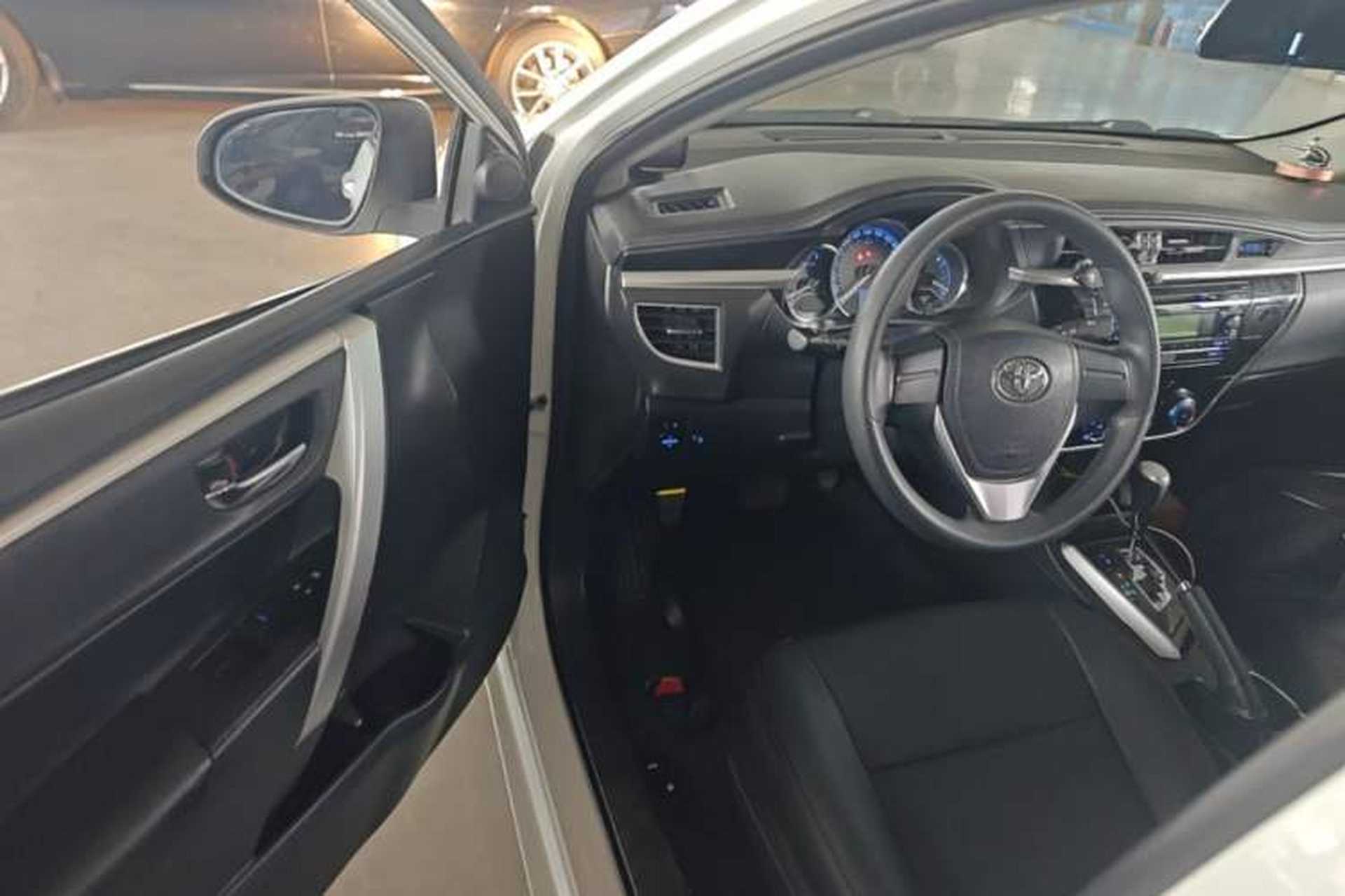 Used Toyota Corolla 2017 Revised Version 1.6L S-CVT GL Driver Seat