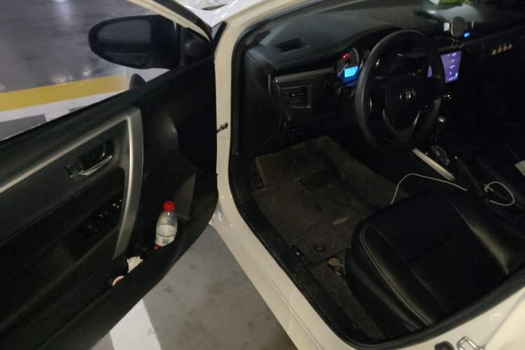 Used Toyota Corolla 2017 1.6L CVT GL Driver Seat