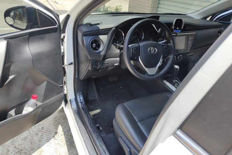 Used Toyota Corolla 2017 Revised Version 1.2T S-CVT GL-i Driver Seat
