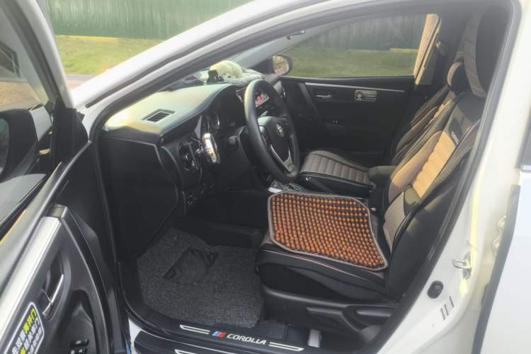 Used Toyota Corolla 2017 Revised Version 1.2T S-CVT GL Driver Seat