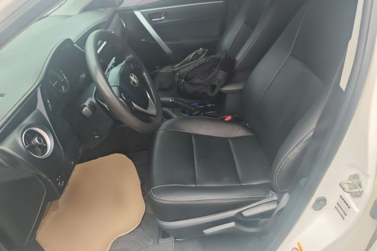 Used Toyota Corolla 2017 Revised Dual-Engine 1.8L E-CVT Leading Edition Driver Seat
