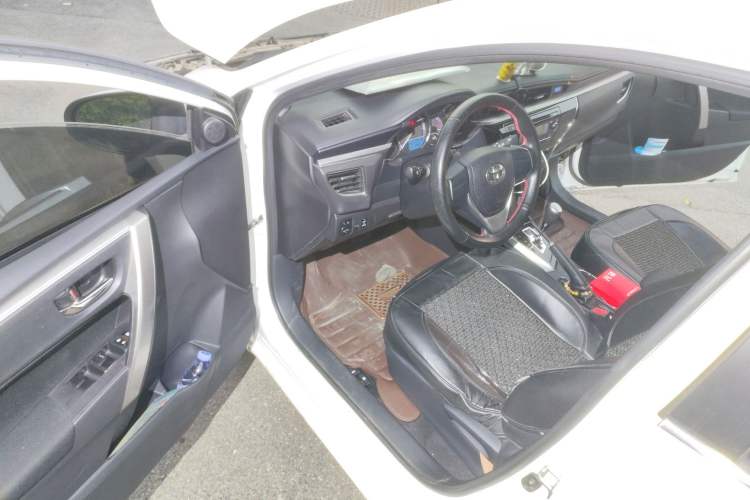 Used Toyota Corolla 2017 1.6L CVT GL Driver Seat