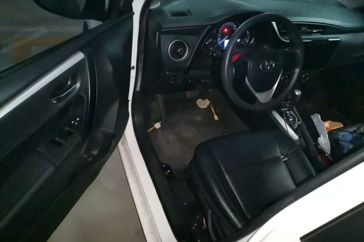 Used Toyota Corolla 2017 Revised Version 1.2T S-CVT GL Driver Seat
