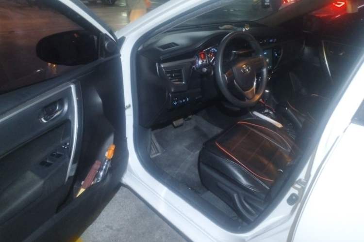 Used Toyota Corolla 2017 1.2T CVT GL-i Driver Seat