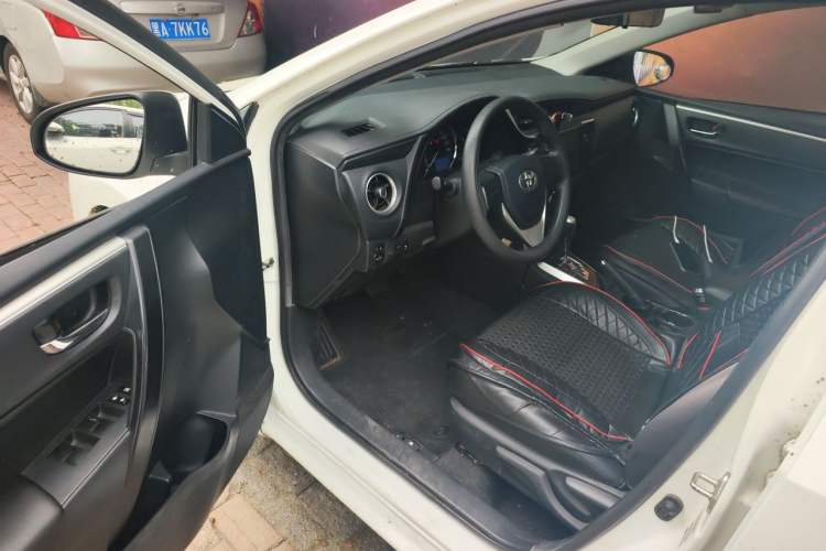 Used Toyota Corolla 2017 Revised Version 1.2T S-CVT GL Driver Seat