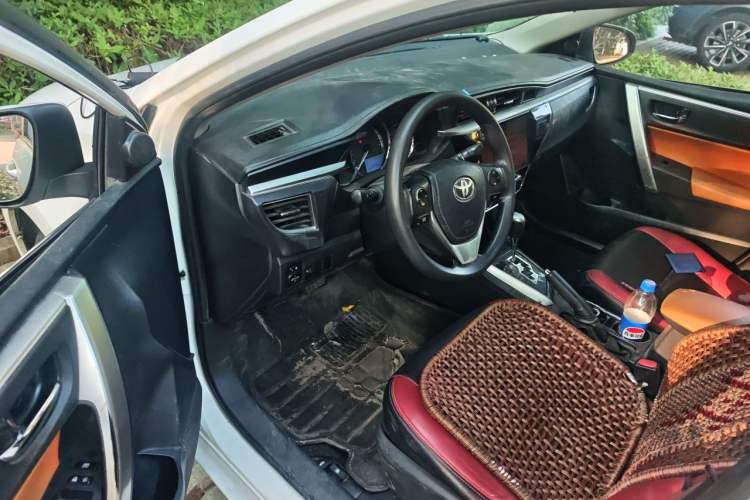 Used Toyota Corolla 2017 1.6L CVT GL Driver Seat