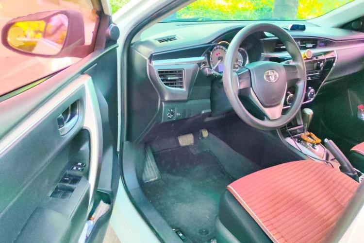 Used Toyota Corolla 2017 Revised Version 1.6L S-CVT GL Driver Seat