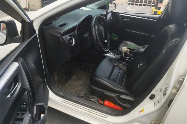 Used Toyota Corolla 2017 Revised Version 1.2T S-CVT GL Driver Seat