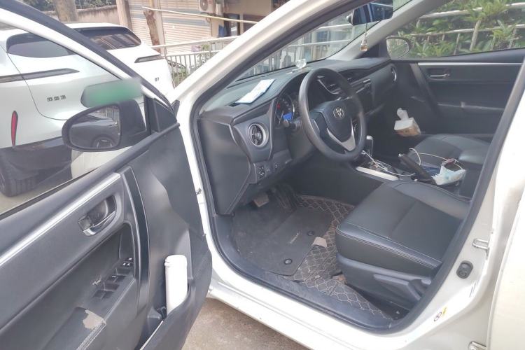 Used Toyota Corolla 2017 Revised Version 1.2T S-CVT GL Driver Seat