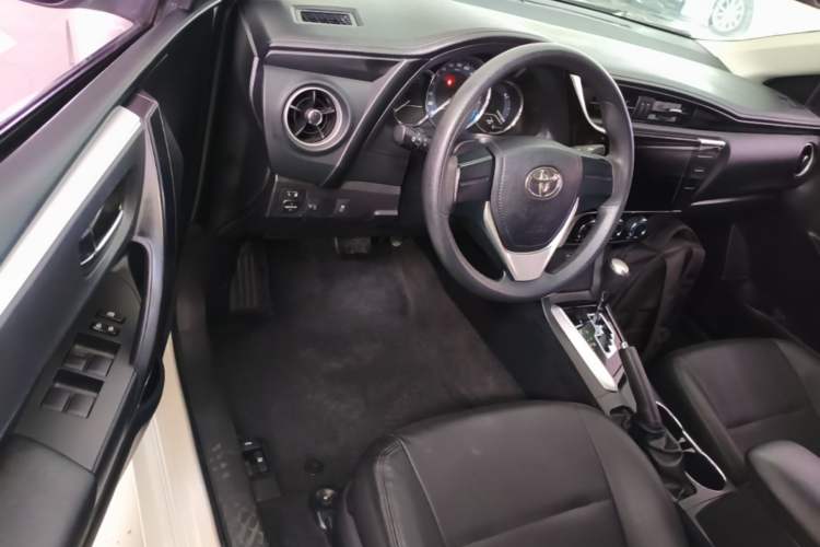 Used Toyota Corolla 2017 Revised Version 1.2T S-CVT GL Driver Seat