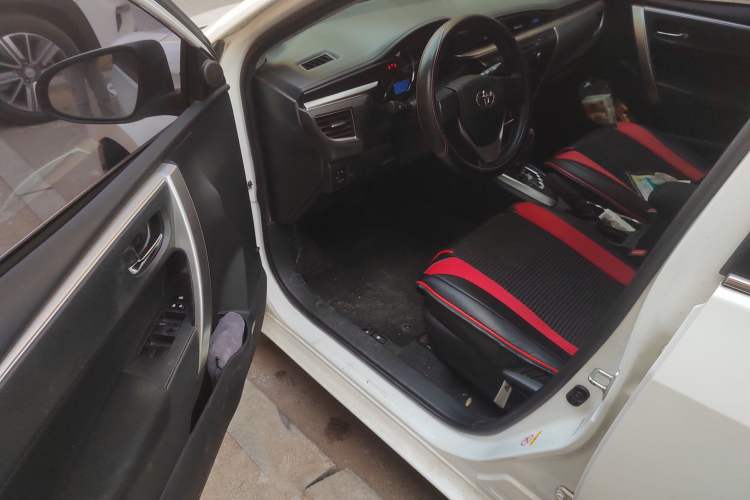 Used Toyota Corolla 2017 1.6L CVT GL Driver Seat