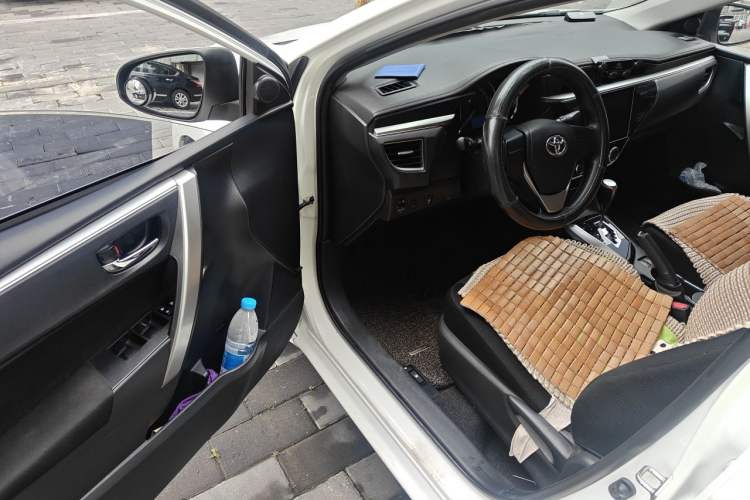 Used Toyota Corolla 2017 1.2T CVT GL Driver Seat