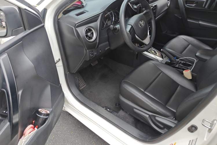 Used Toyota Corolla 2017 Revised Version 1.2T S-CVT GL Driver Seat