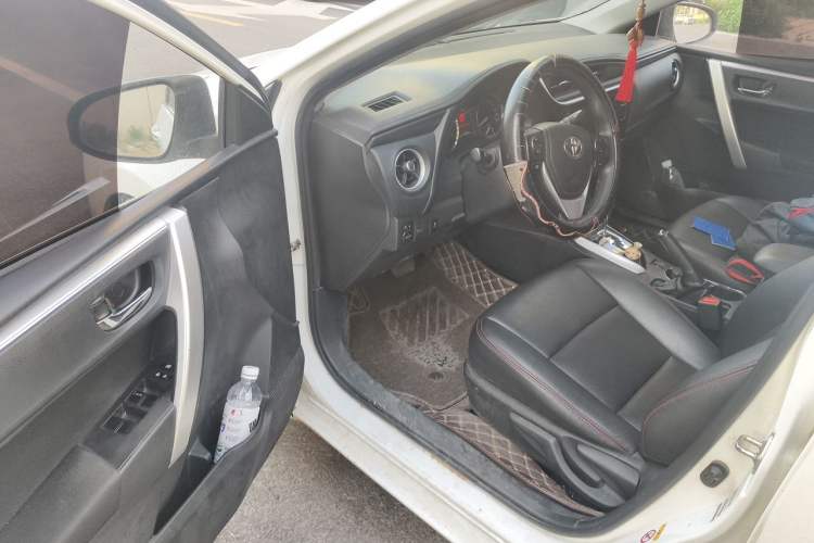 Used Toyota Corolla 2017 Revised Version 1.2T S-CVT GL-i Driver Seat