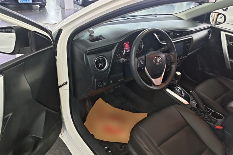 Used Toyota Corolla 2017 Revised Version 1.2T S-CVT GL-i Driver Seat