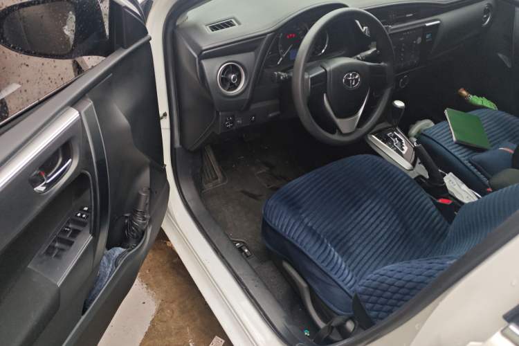 Used Toyota Corolla 2017 Revised Version 1.2T S-CVT GL Driver Seat