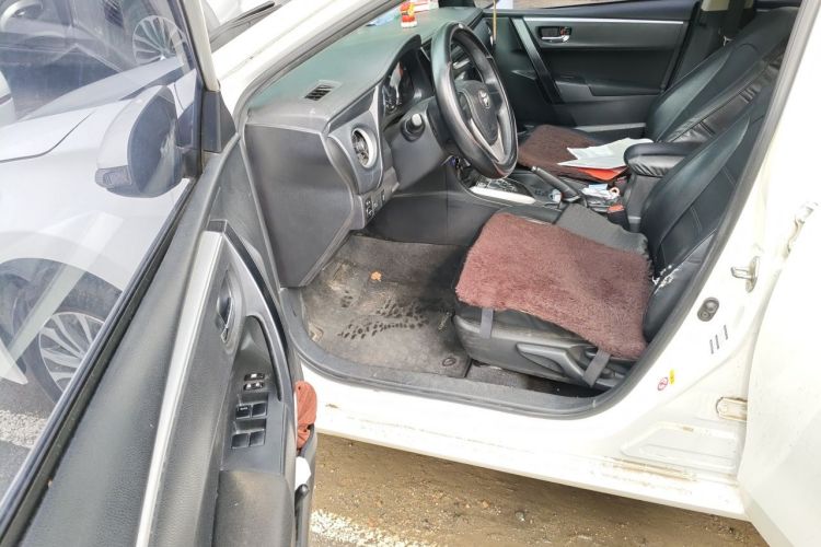 Used Toyota Corolla 2017 Revised Version 1.2T S-CVT GL Driver Seat