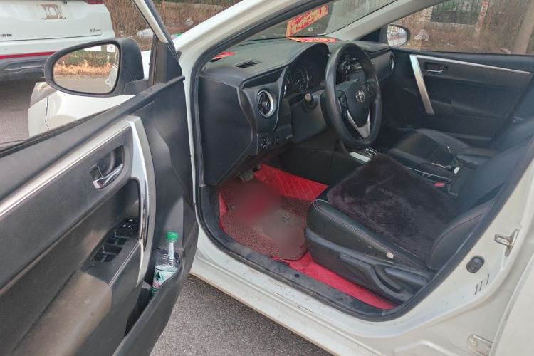 Used Toyota Corolla 2017 Revised Version 1.2T S-CVT GL-i Driver Seat