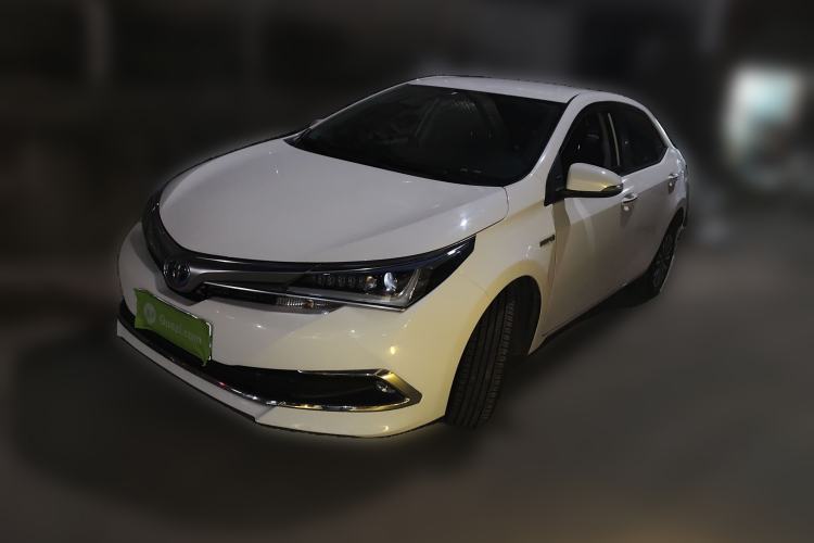 Used Toyota Corolla 2017 Revised Dual-Motor 1.8L E-CVT Pioneer Edition Guazi used car, China used car export, Used car for sale, Used cars, Cheapest cars for sale