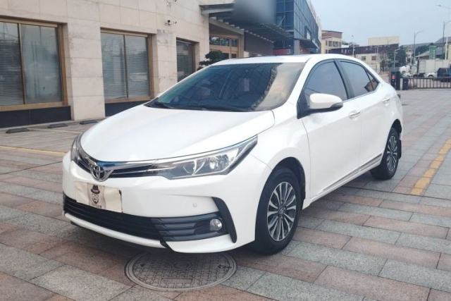 Used Toyota Corolla 2017 Revised Version 1.2T S-CVT GL-i