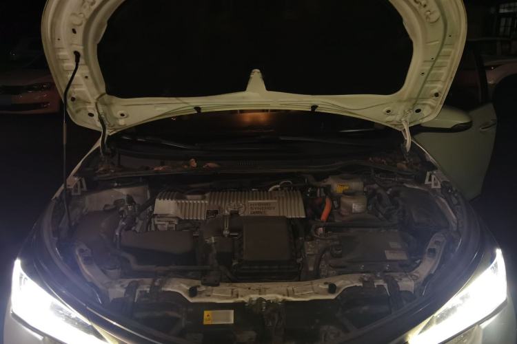 Used Toyota Corolla 2017 Revised Dual-Engine 1.8L E-CVT Elite Edition Engine Bay