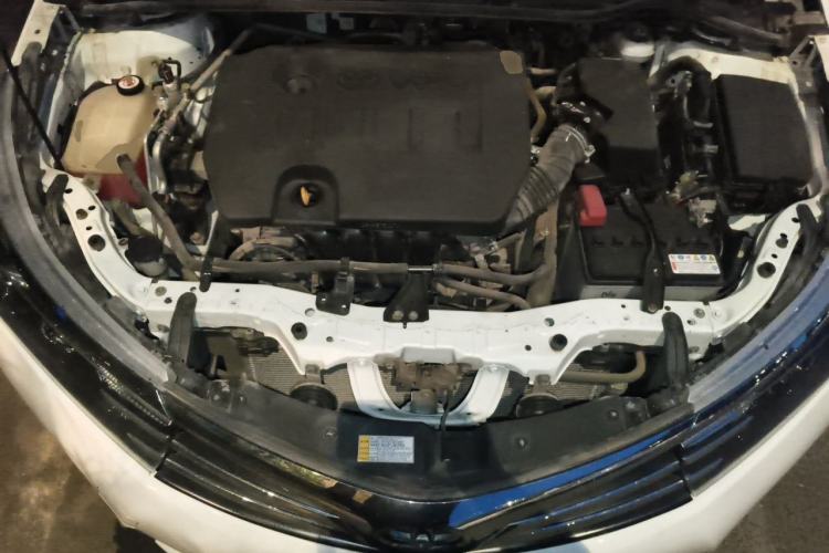 Used Toyota Corolla 2017 Revised Version 1.6L S-CVT GL Engine Bay