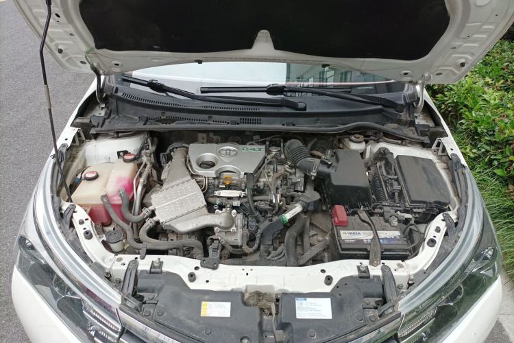 Used Toyota Corolla 2017 1.2T CVT GL Engine Bay