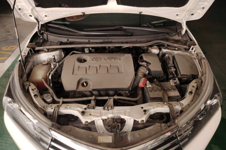 Used Toyota Corolla 2017 Revised Version 1.6L S-CVT GL Engine Bay