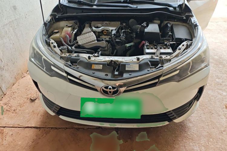 Used Toyota Corolla 2017 Revised Version 1.2T S-CVT GL Engine Bay