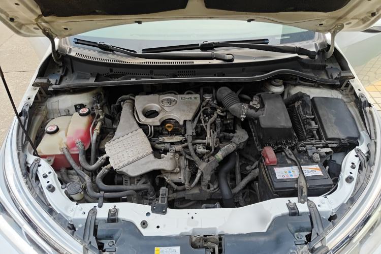 Used Toyota Corolla 2017 Revised Version 1.2T S-CVT GL Engine Bay