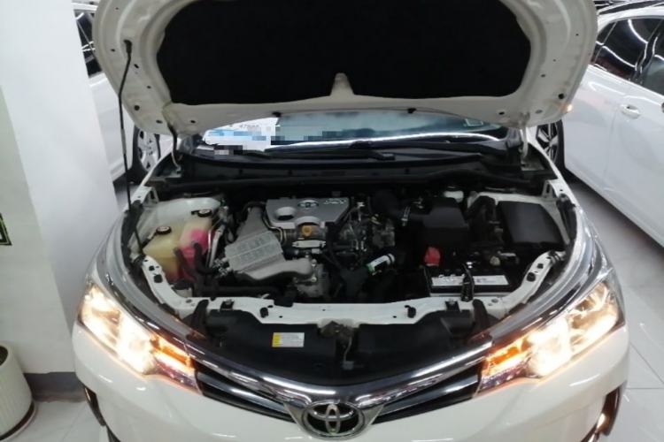 Used Toyota Corolla 2017 Revised Version 1.2T S-CVT GL Engine Bay