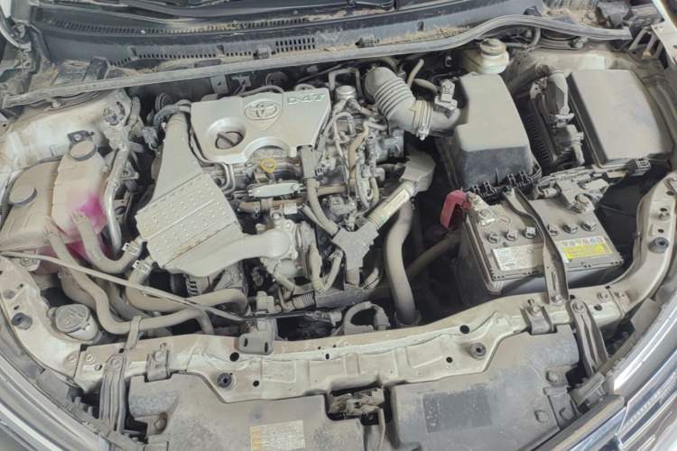 Used Toyota Corolla 2017 1.2T CVT GL-i Engine Bay