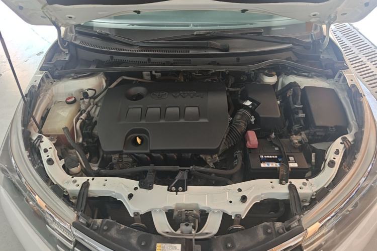 Used Toyota Corolla 2017 1.6L CVT GL Engine Bay