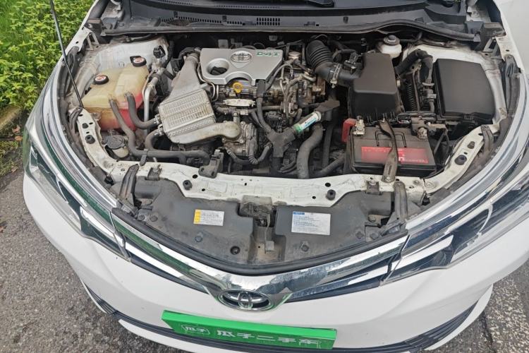 Used Toyota Corolla 2017 Revised Version 1.2T S-CVT GL Engine Bay