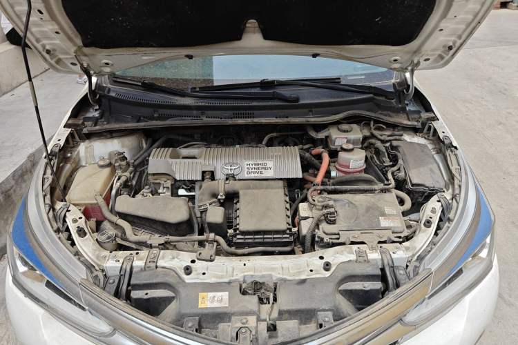 Used Toyota Corolla 2017 Revised Dual-Engine 1.8L E-CVT Leading Edition Engine Bay