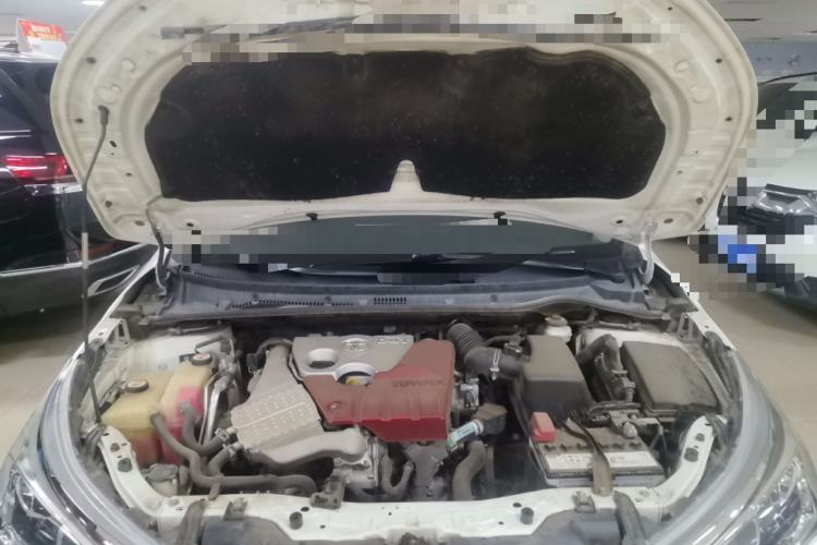 Used Toyota Corolla 2017 Revised Version 1.2T S-CVT GL Engine Bay