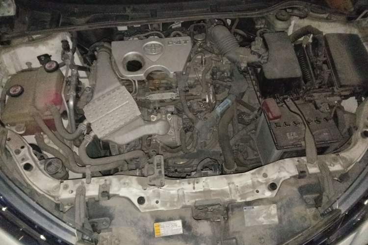 Used Toyota Corolla 2017 Revised Version 1.2T S-CVT GL Engine Bay