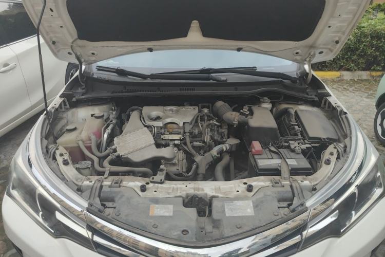 Used Toyota Corolla 2017 Revised Version 1.2T S-CVT GL Engine Bay