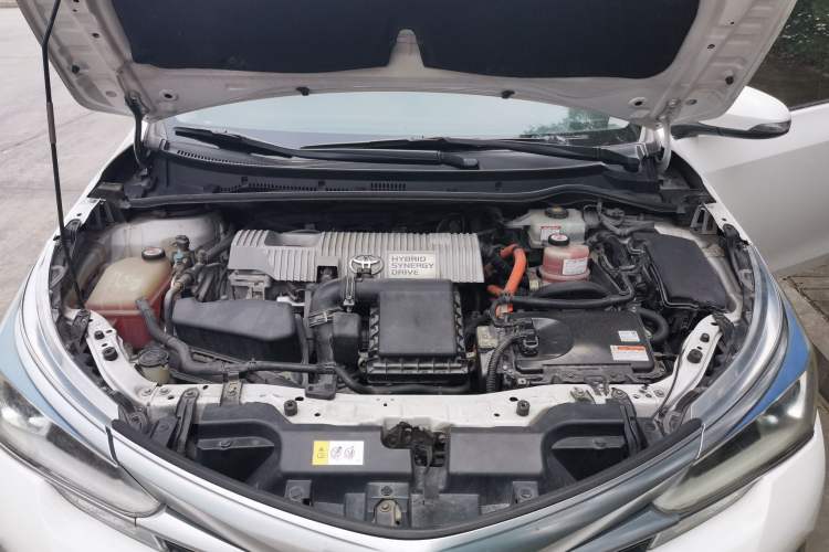 Used Toyota Corolla 2017 Revised Dual-Engine 1.8L E-CVT Leading Edition Engine Bay