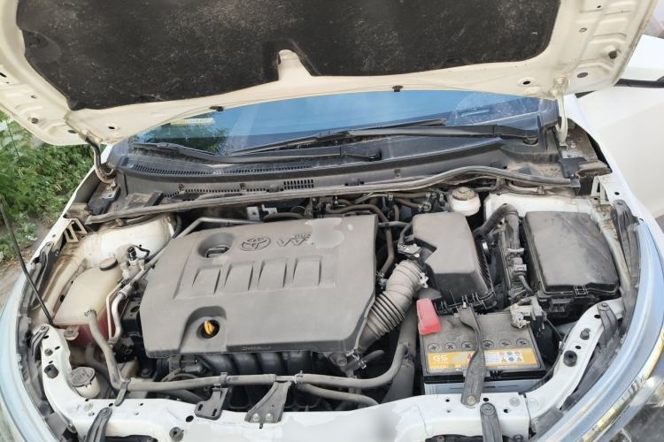 Used Toyota Corolla 2017 1.6L CVT GL Engine Bay
