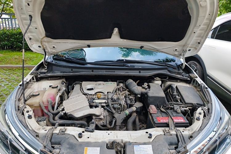 Used Toyota Corolla 2017 Revised Version 1.2T S-CVT GL Engine Bay