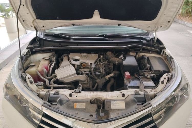 Used Toyota Corolla 2017 1.2T CVT GL Engine Bay